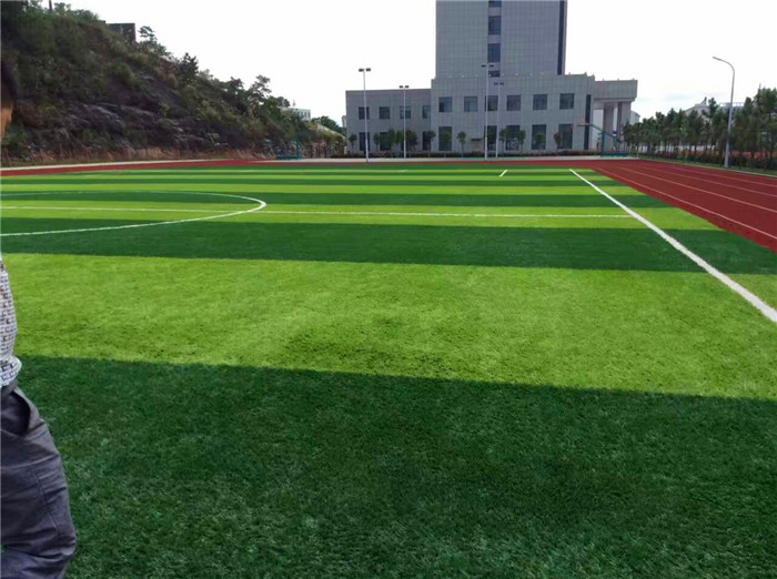 麻城公安局足球場